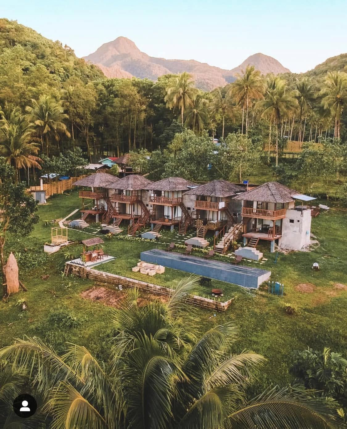 Bintana sa Paraiso (Mountain View)