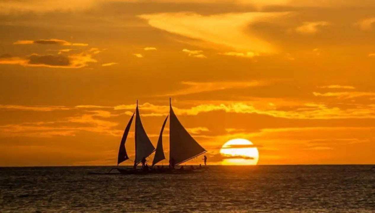 Boracay Paraw Adventure Cruise