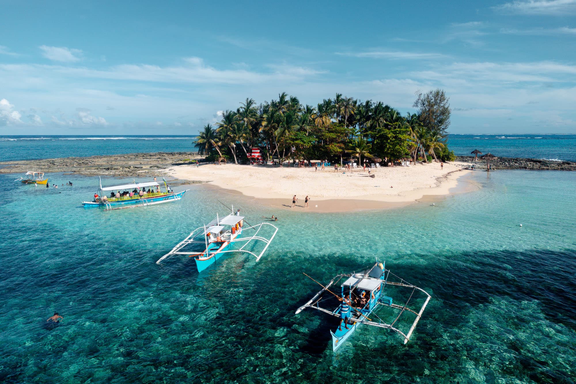 4-Days Siargao Island Hotel Transfer with Accommodation at Happiness Hotel