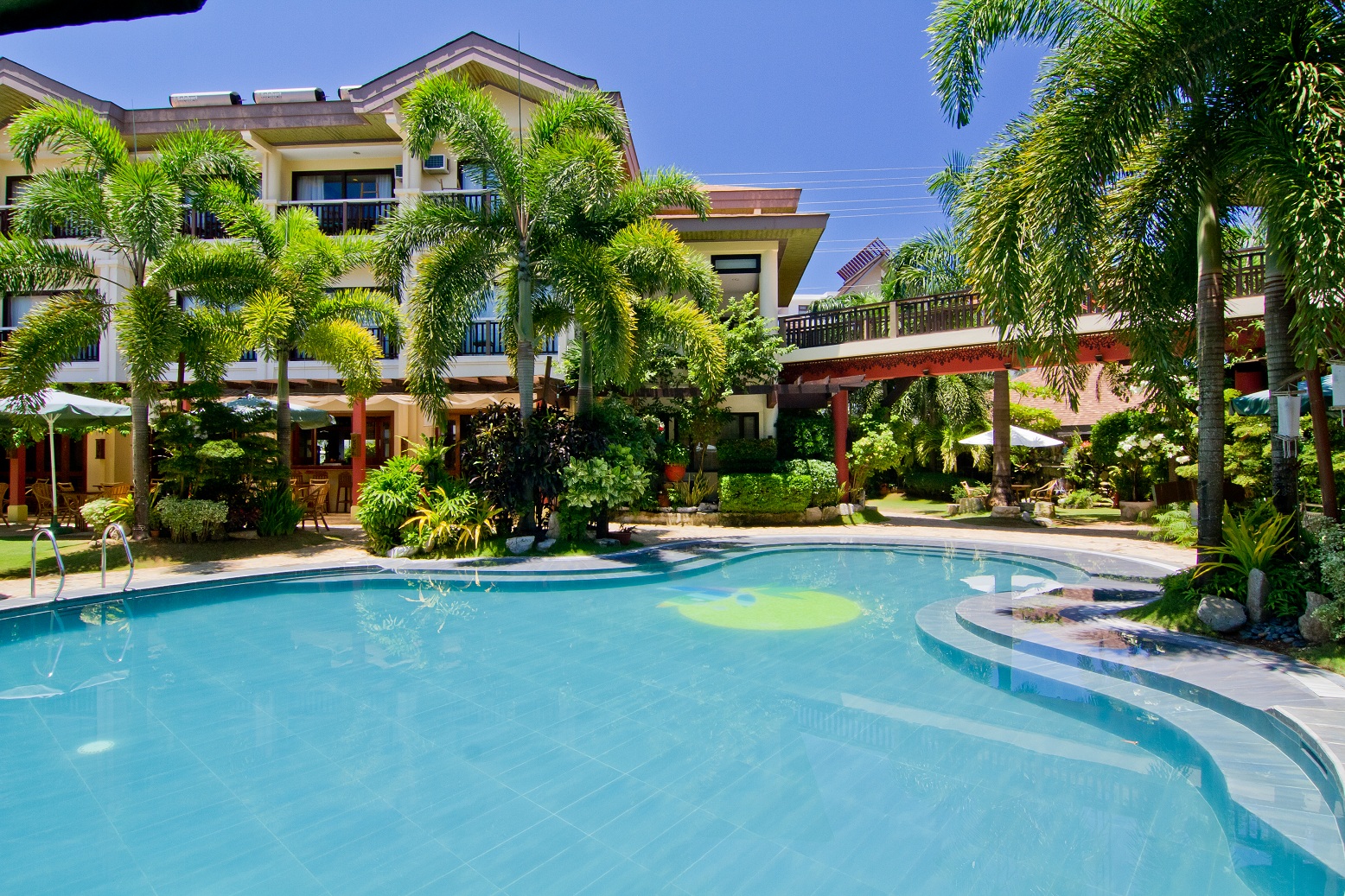 4 Day Boracay Island Hotel Transfer with Accommodation at Boracay Tropics Resort