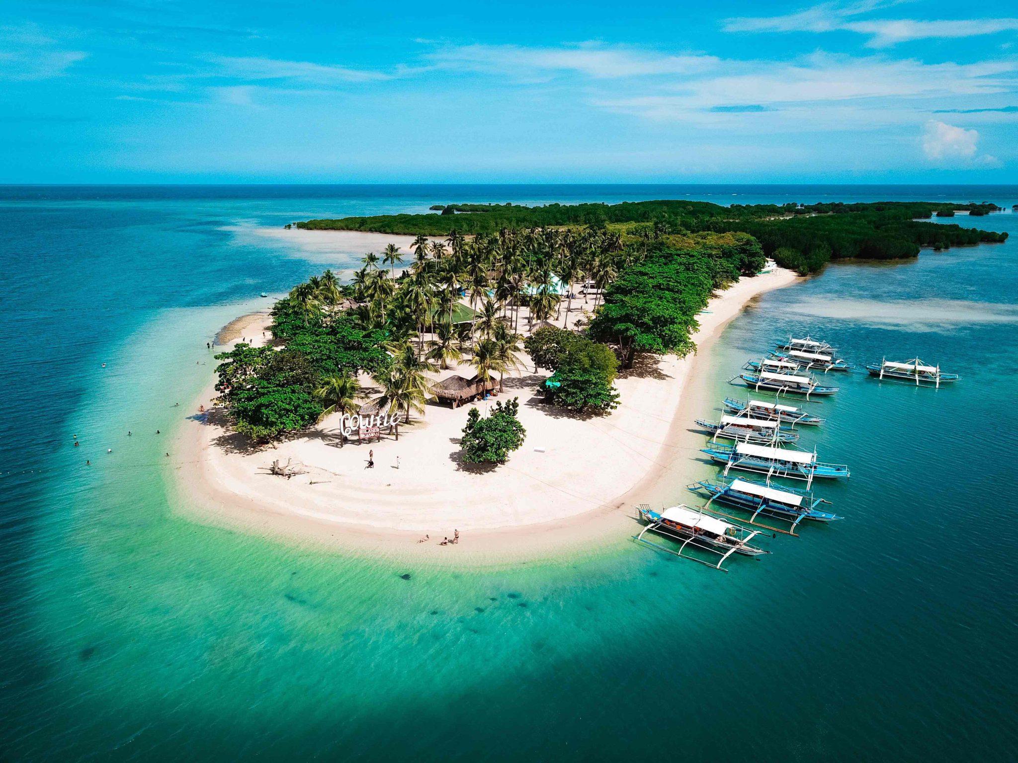 Puerto Princesa Honda Bay Island Hopping Tour with Lunch