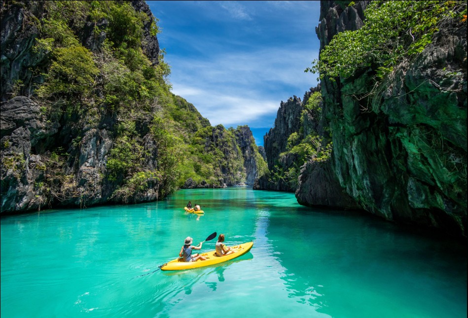 El Nido Tour A: Big Lagoon, Secret Lagoon & Island Hopping Adventure